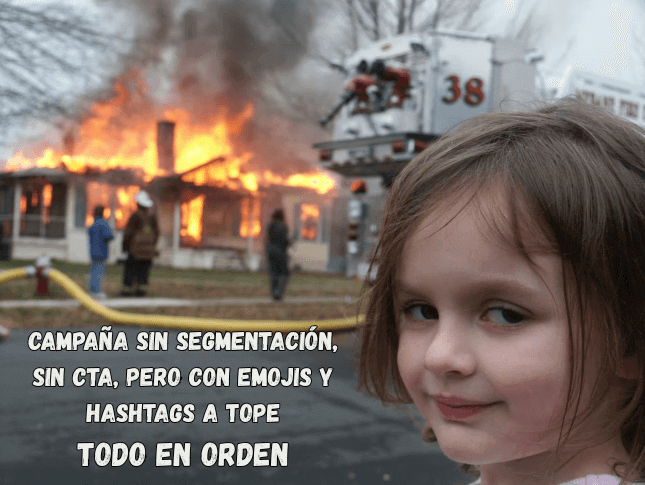 Ejemplo meme niña desastre